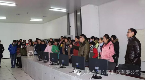 “走出去，请进来”深入开展校企合作