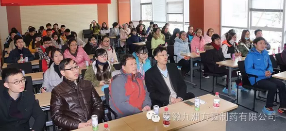 “走出去，请进来”深入开展校企合作